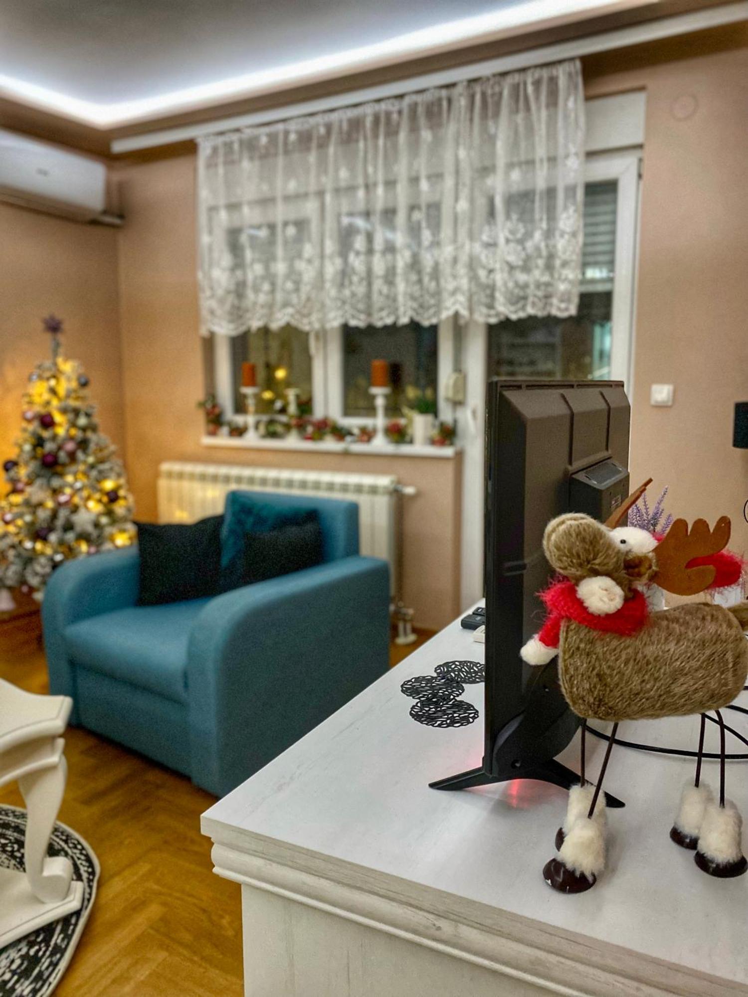 Apartman Diana Sremska Mitrovica Exterior foto